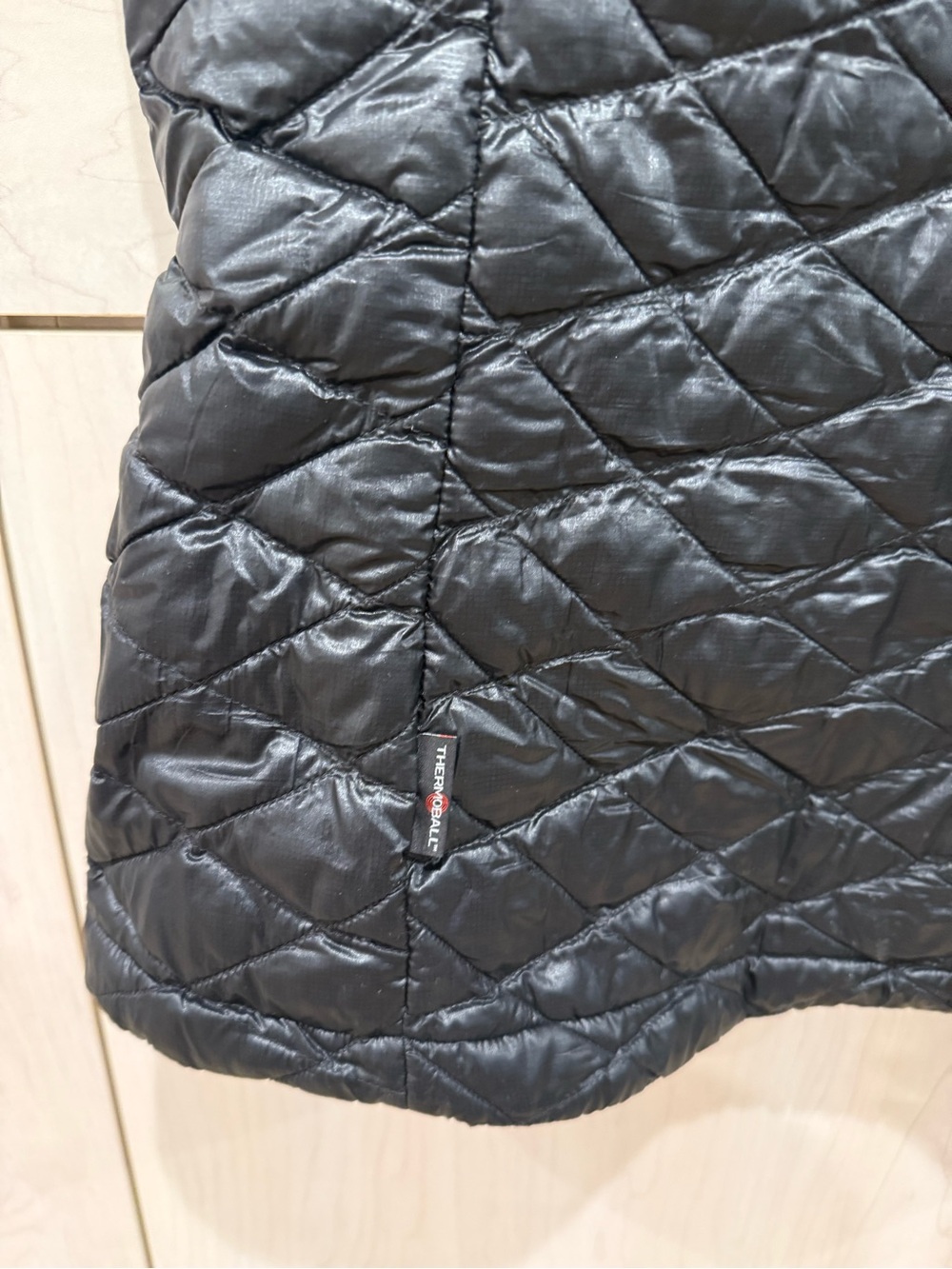 The North Face Black Quilted Puffer Vest 🖤 XL - Picture 4 of 4